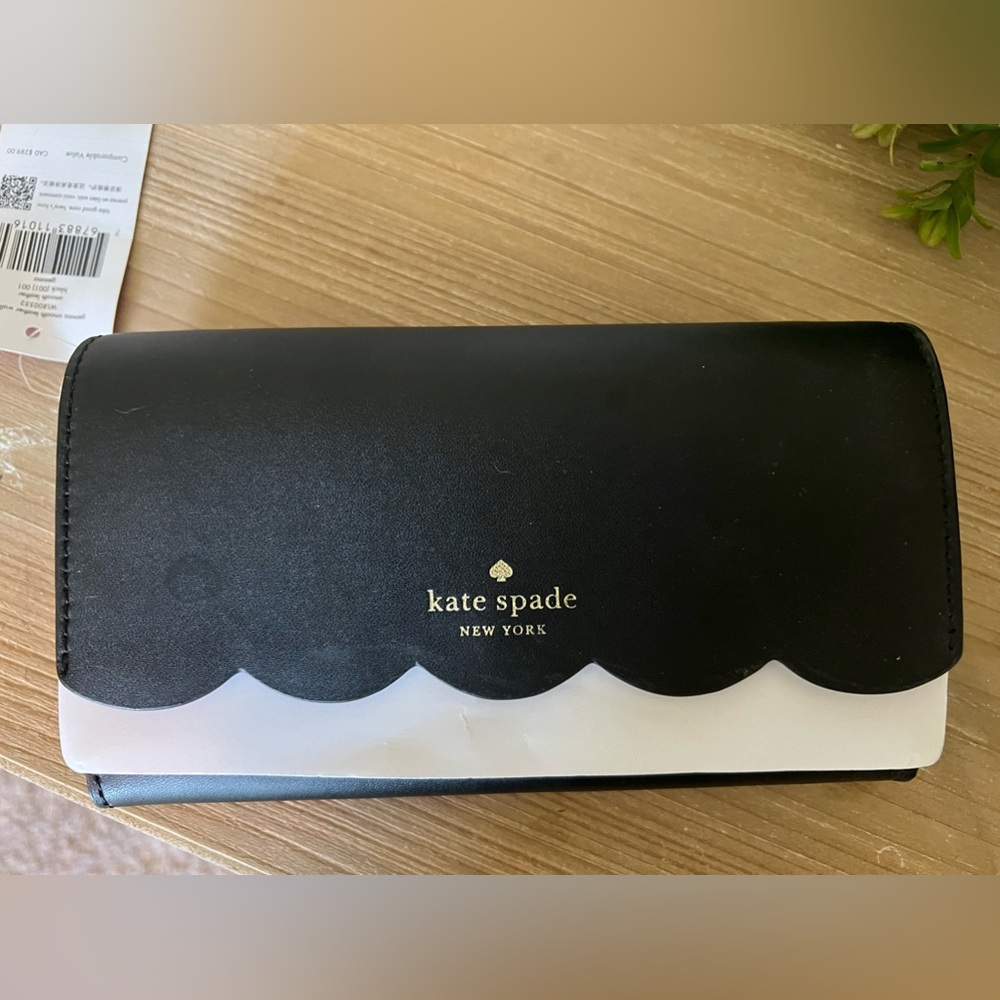 New with tags Kate Spade Black wallet